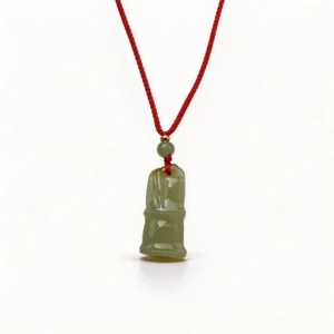 Hetian Jade Bracelet – clean white background product photo | QZZEN